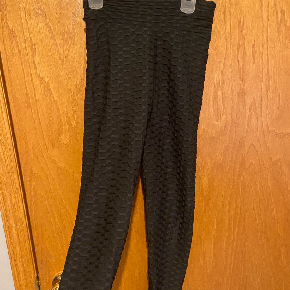 Black leggings